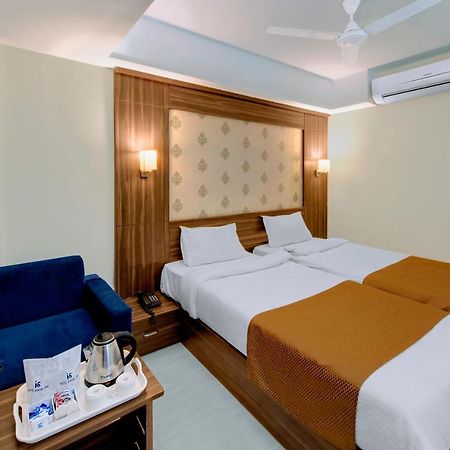 Hotel Shital Inn Ahmedabad Buitenkant foto
