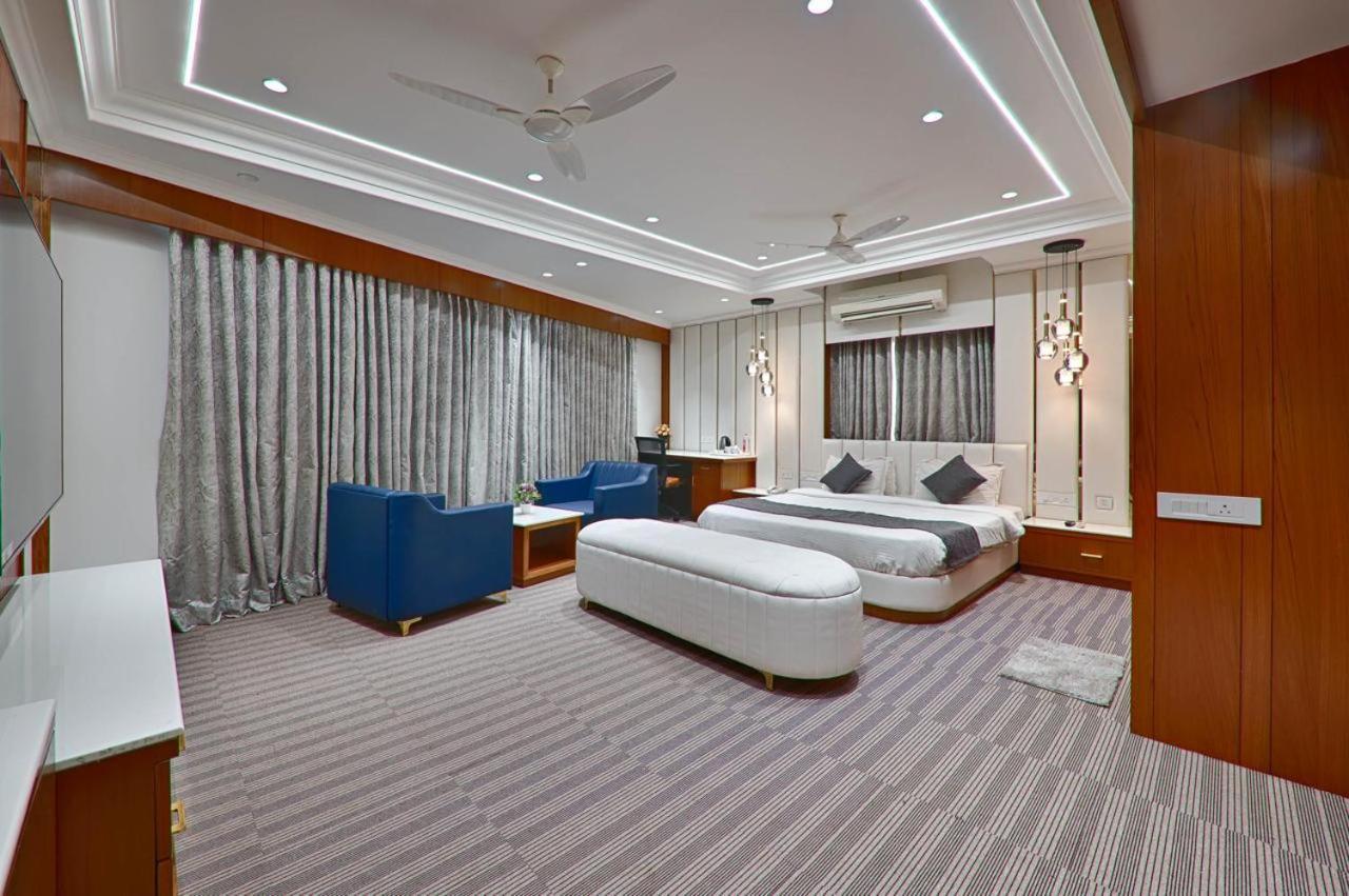 Hotel Shital Inn Ahmedabad Buitenkant foto