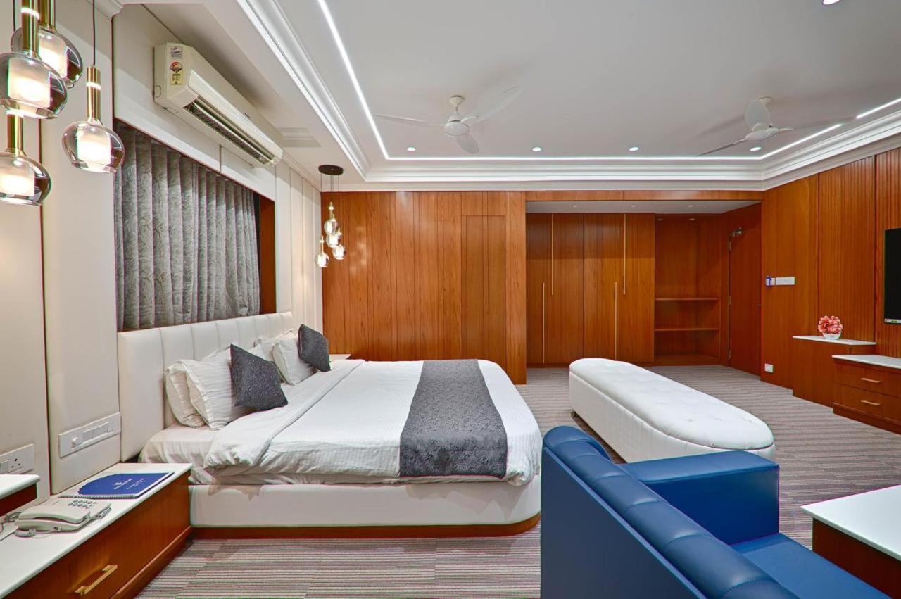 Hotel Shital Inn Ahmedabad Buitenkant foto
