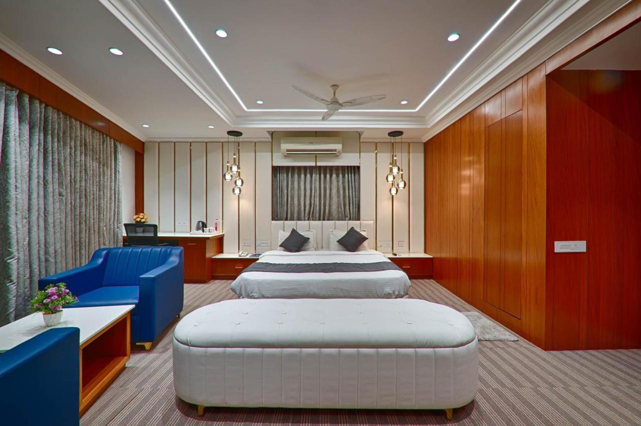 Hotel Shital Inn Ahmedabad Buitenkant foto