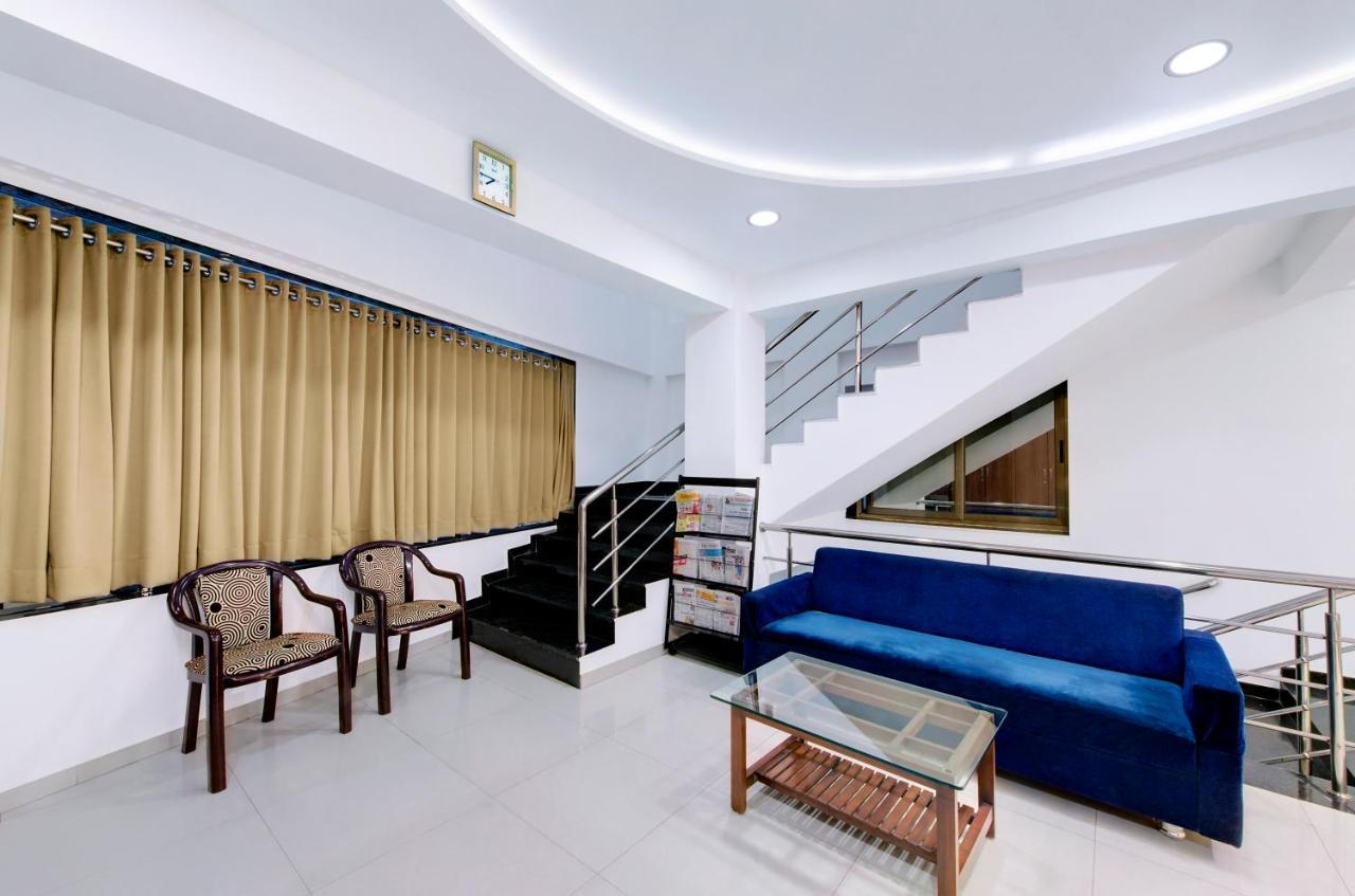 Hotel Shital Inn Ahmedabad Buitenkant foto